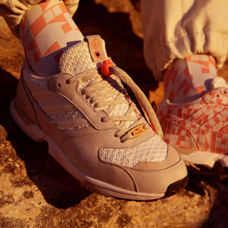 ADIDAS CONSORTIUM X SHELFLIFE ZX4000