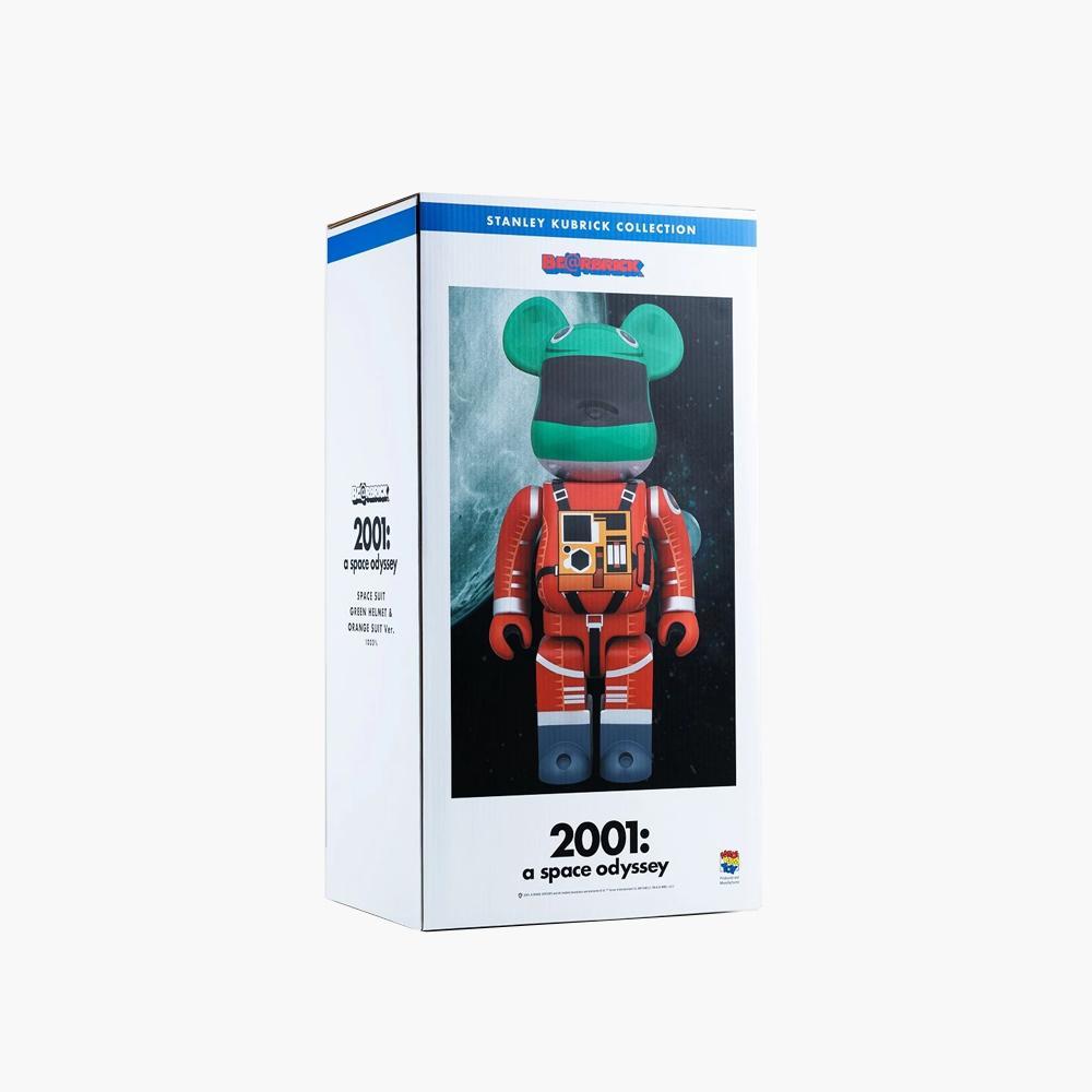 Medicom Toy Space Suit Green Helmet & Orange Suit Version 1000%-1000SSGREEN-Black-One Size-SUEDE Store