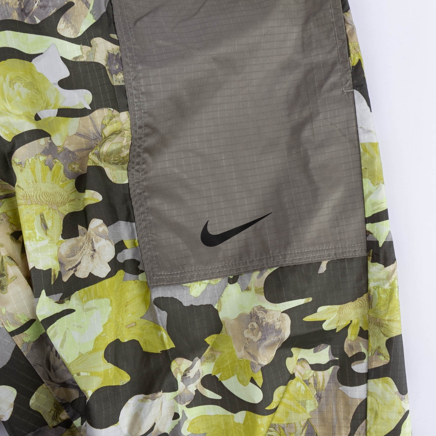 Nike Sportswear Floreal Camo Pant Women’s-SUEDE Store